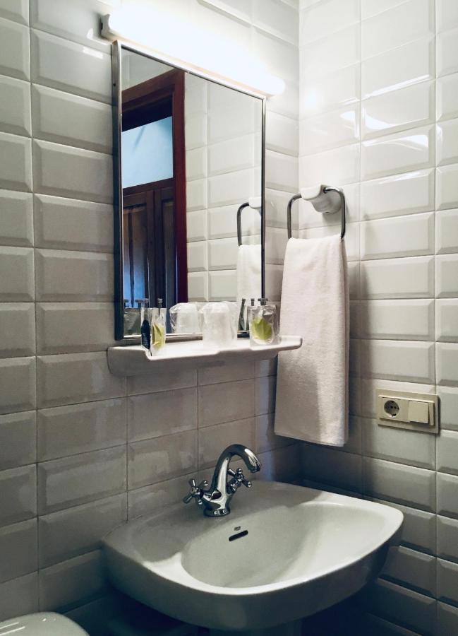 Hostal Can Maret Vilademuls Zewnętrze zdjęcie